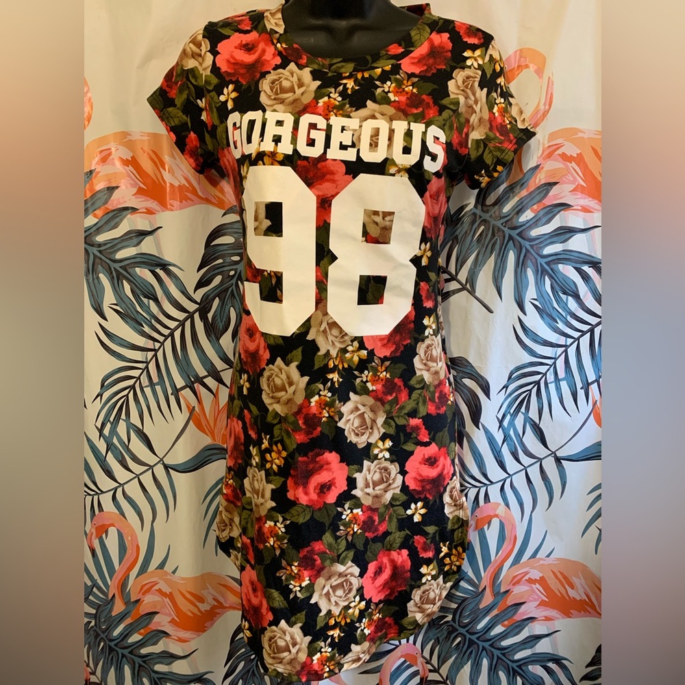 New- Fashion Magazine Dress Sz S